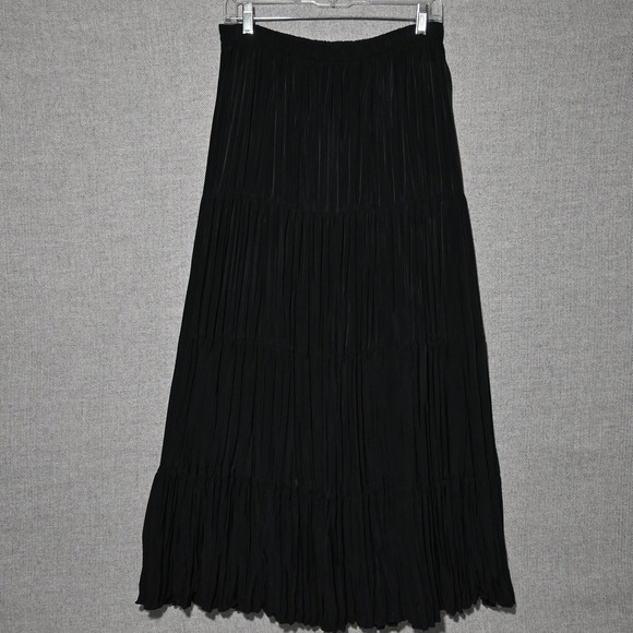 J. Suzette and company Dresses & Skirts - J. Suzette and company Tiered Maxi Skirt Womens Pleated USA Medium Black